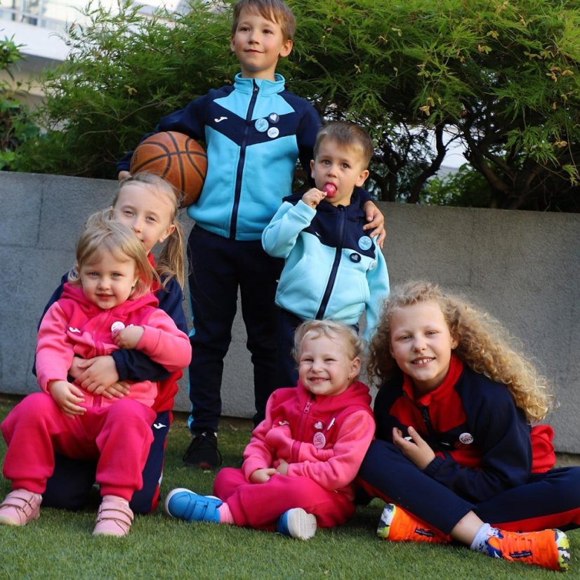 Tepláková súprava MMM 2023 JOMA / červená / junior - Veľkosť: 12 -14 rokov (XS)